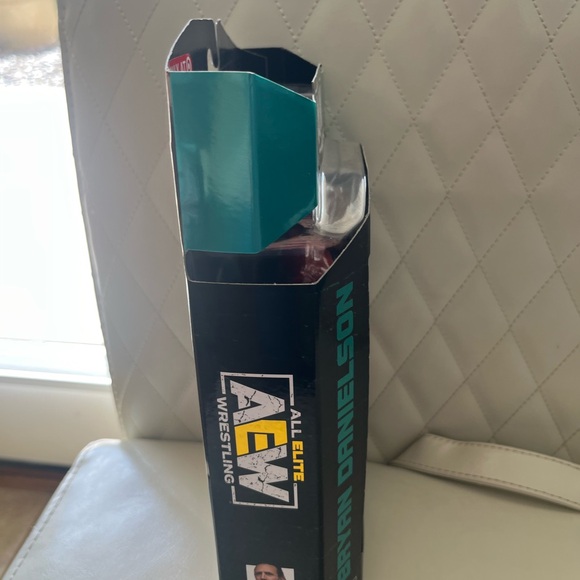 AEW Bryan Danielson unmatched collection #01 - Picture 8 of 9